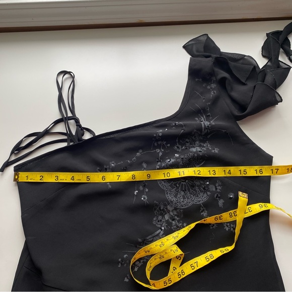 Vintage Black One-Shoulder Ruffled Camisole - Picture 10 of 12